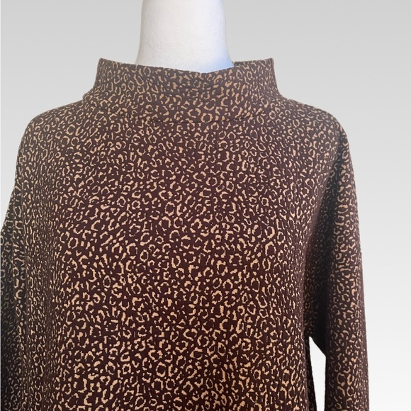 Ann Taylor Brown Animal Print Top size L - Picture 2 of 7